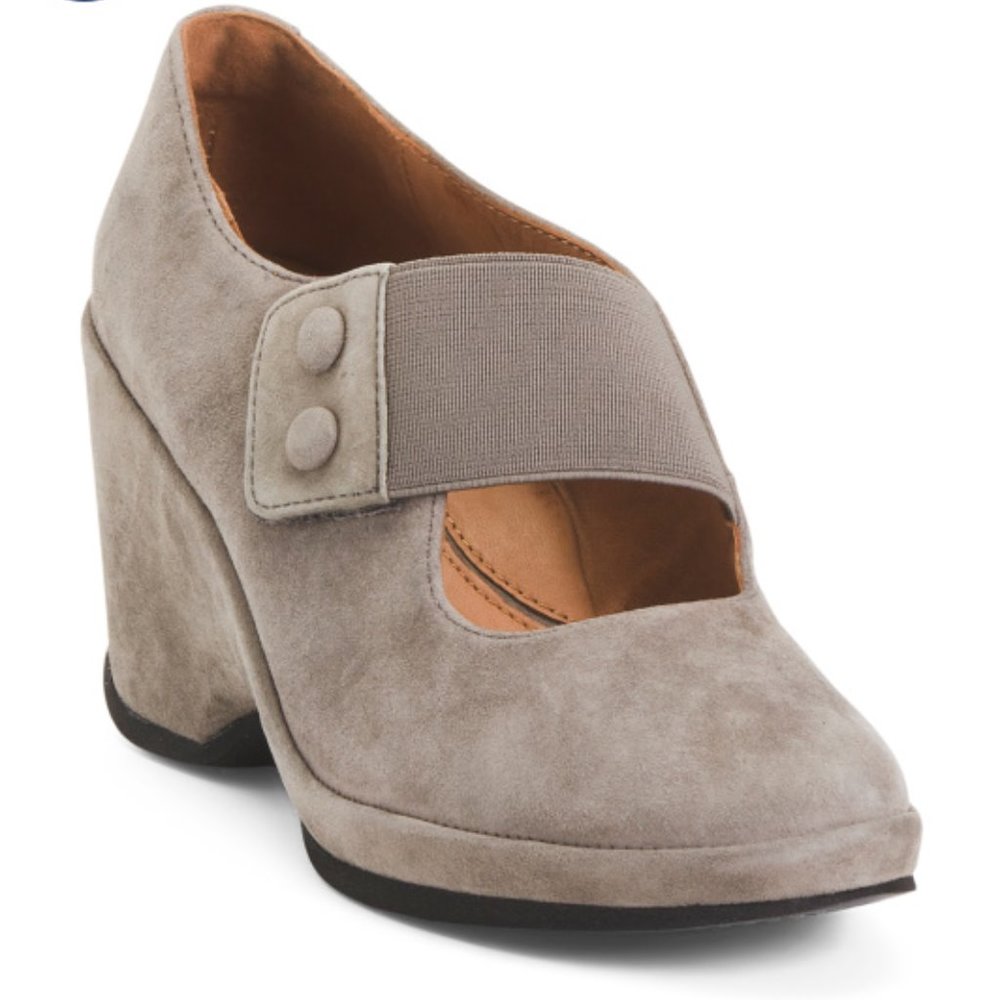 NWT L' Amour Des Pieds ALL DAY COMFORT SUEDE